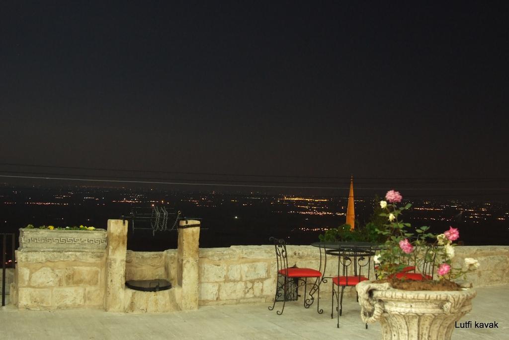 Kasr-i Abbas Hotel Mardin Exteriör bild